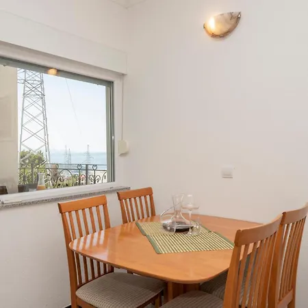 1 Bedroom Stunning In Appartamento